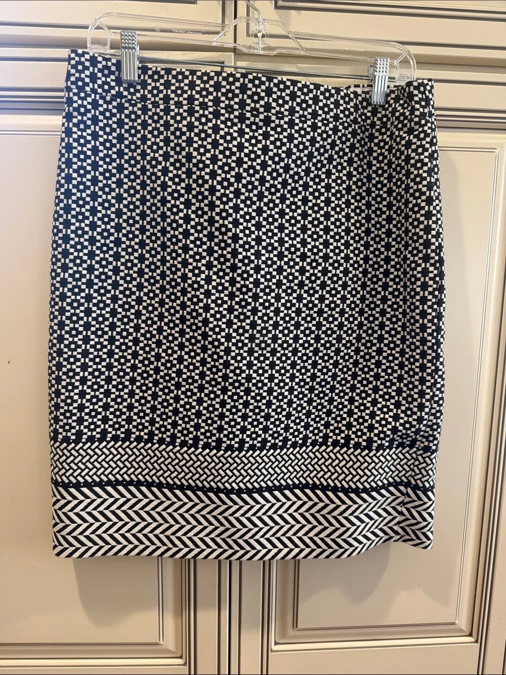 J. Crew black and White Geometric Pencil Skirt